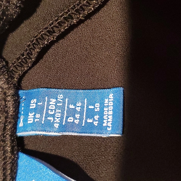 Adidas Originals shirt - Picture 7 of 7